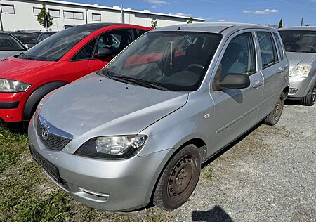 Mazda 2 1.4l Active EURO-4 SERVO VOLL-FAHRBEREIT
