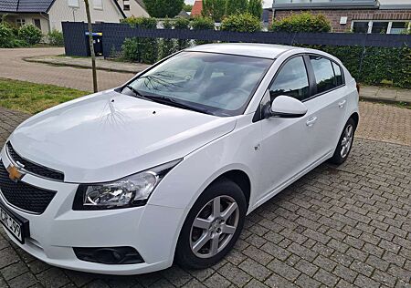 Chevrolet Cruze 1.7LT