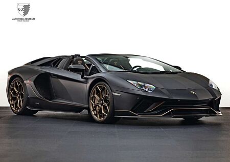 Lamborghini Aventador Ultimae Roadster 1 of 250/FullCarbon