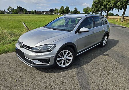 VW Golf Volkswagen Alltrack 2.0 TDI 4Motion (BMT) DSG