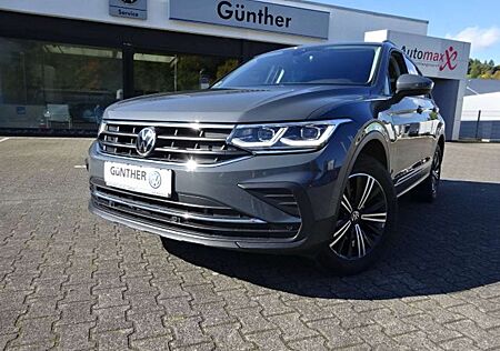 VW Tiguan Volkswagen 2.0 TDI Life 4Motion*DSG*AHK*Matrix*RFK*V