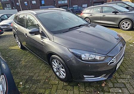 Ford Focus 1.0 EcoBoost Titanium Navi Camera Winter-Paket 92