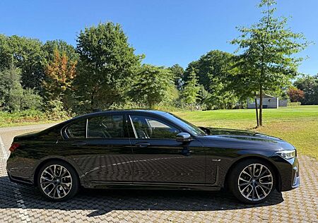 BMW 745 e / M Sportpaket / Excl. Nappa / Massage / +++