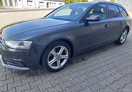 Audi A4 Avant 2.0 TDI 120g DPF Attraction