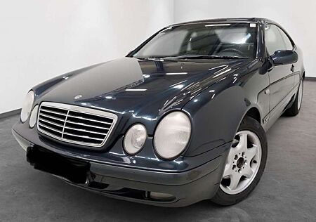 Mercedes-Benz CLK 230 Coupe Kompressor Sport