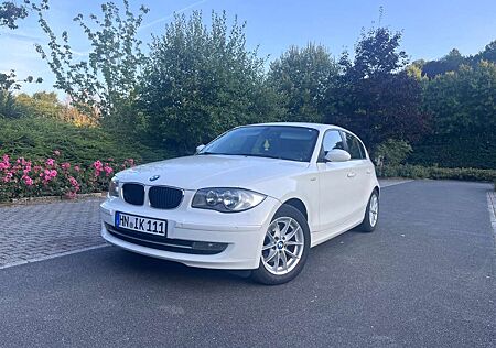 BMW 120i 120 Aut.