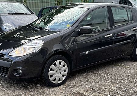 Renault Clio III Expression/TÜV NEU/KLIMA/1HAND