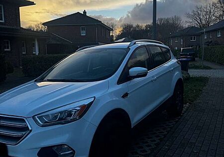 Ford Kuga Cool & Connect