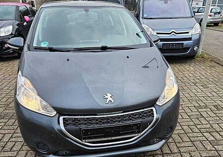 Peugeot 208 3-Türer 82 PureTech Style