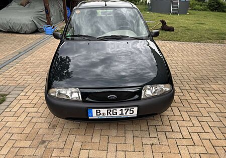 Ford Fiesta Flair