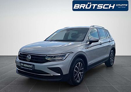 VW Tiguan Volkswagen 1.5 TSI Life DSG / LED / APP-CONNECT / SITZHEIZUNG