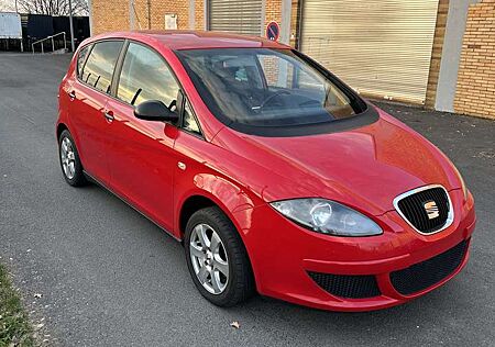 Seat Altea 1.6 Benziner Service + Zahnriemen etc. Neu