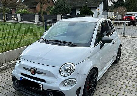 Abarth 695 Competizione Automatik