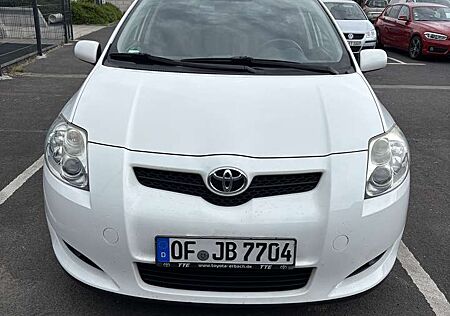 Toyota Auris 1.6 Sol