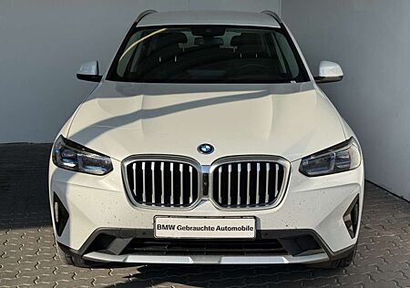 BMW X3 xDrive30e LiveCock.HUD.DriveAss.ParkAss.Innov