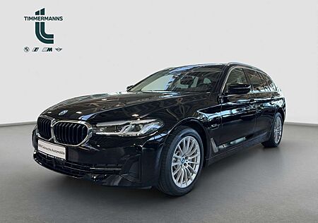 BMW 530 e xDrive Touring Pano AdLED DrAss ParkAss