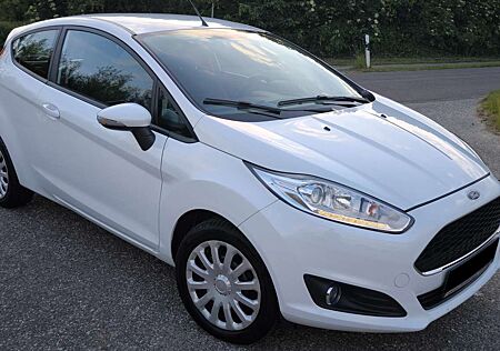 Ford Fiesta 1. Hand-Klima-1,25L Motor-TOP