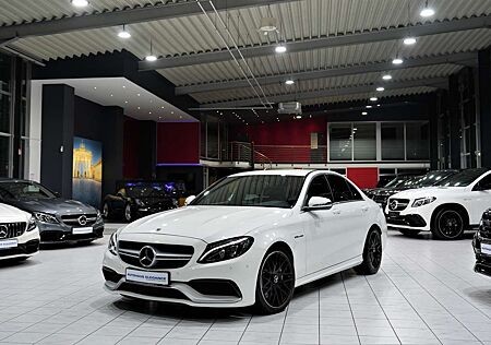 Mercedes-Benz C 63 AMG *STYLING-PAK*LED*NAVI*19"LM*