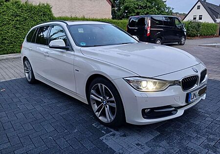 BMW 318d 318 xDrive Touring Sport Line HeadUp SHZ