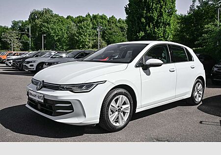 VW Golf Volkswagen VIII 1.5 TSI Facelift Navi-Discover AHK