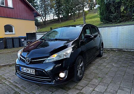 Toyota Verso 2.2 D-4D Automatik Executive