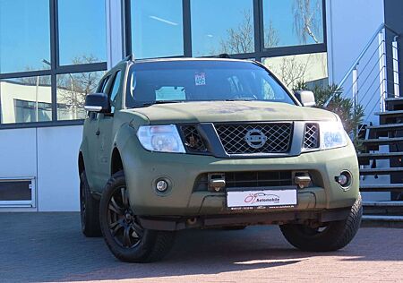 Nissan Pathfinder 2.5 dCi DPF XE 4WD