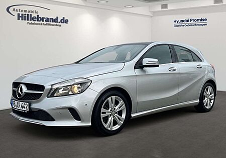 Mercedes-Benz A 180 Klasse BlueEfficiency El. Panodach Navi SHZ Parkle