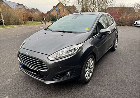 Ford Fiesta Ecoboost 125 PS CarPlay Voll Ausstattung