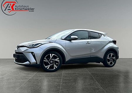 Toyota C-HR 2.0 Hybrid Team Deutschland