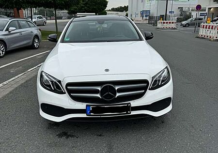 Mercedes-Benz E 220 d (213.004)