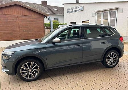 Skoda Kamiq Scout DSG AHK Kamera