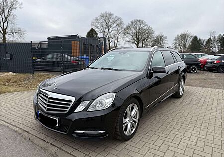 Mercedes-Benz E 300 E -Klasse T-Modell CDI BlueEfficien