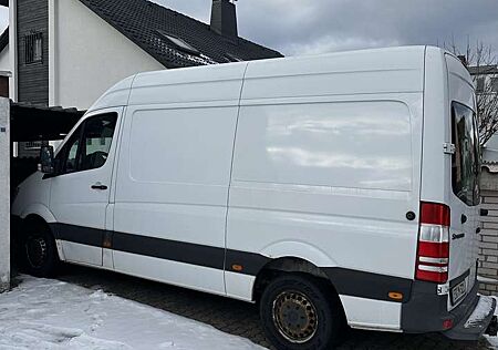 Mercedes-Benz Sprinter 213 CDI, mittellanger Radstand / Hochdach
