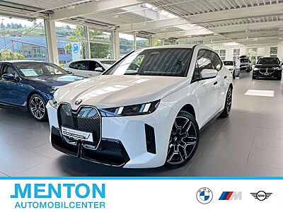 BMW iX xDrive45  Interieur Suite|Amido AHK/M Sportpaket/2