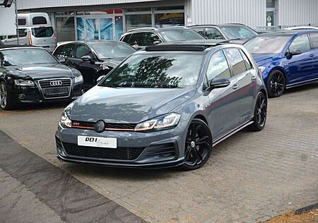 VW Golf Volkswagen VII GTI TCR / Akrapovic / Pano./ R-Kam /DCC
