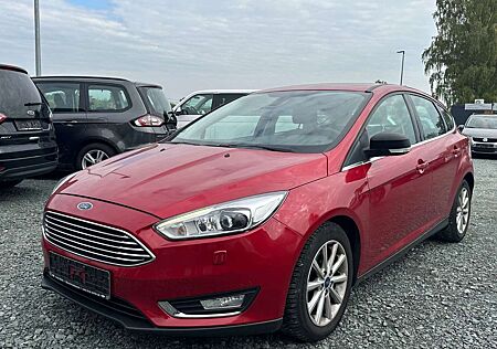 Ford Focus Lim. Titanium Navi Kamera LED
