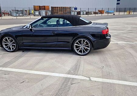 Audi RS5 Cabrio S tronic 4.2 FSI, top Zustand