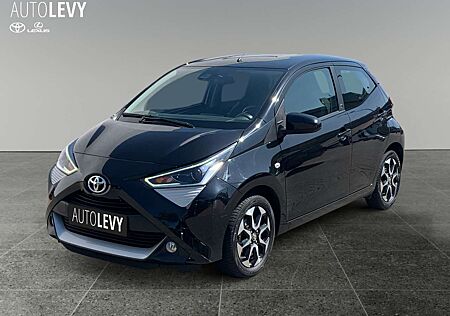 Toyota Aygo 1.0 x-play Team D Automatik