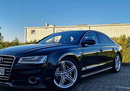 Audi A8 Diesel 3.0 TDI DPF quattro tiptronic