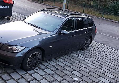 BMW 320 gebraucht kaufen BMW 320d 320 DPF Touring Aut.