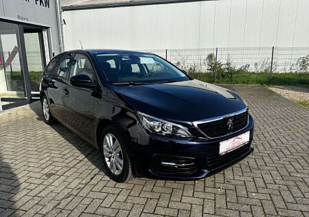 Peugeot 308 SW Active*NAVI*AHK*RFK*GJREIFEN*PDC