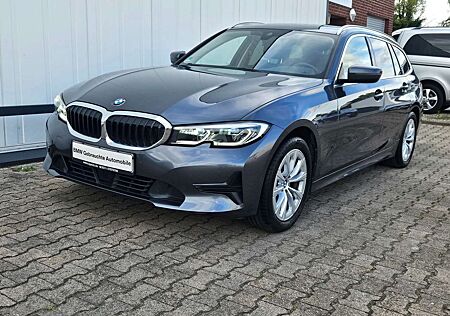 BMW 320 d*LCProf*ACC*AHK*STANDHEIZUNG*LASER