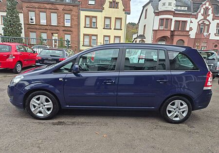 Opel Zafira gebraucht kaufen Opel Zafira Family " TÜV / AU neu, 7 Sitze "