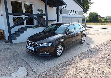 Audi A3 Sportback attraction|1 Vorhalter|S.Heft|NAV|