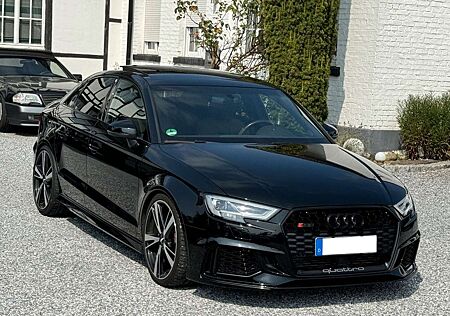 Audi RS3 Lim. 2.5 TFSI*ACC*Pano*Matrix*-Garantie*