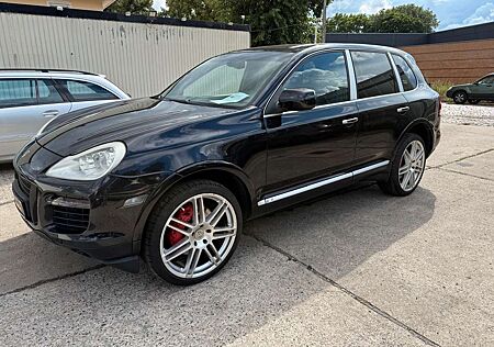 Porsche Cayenne Turbo *TUV NEU*PANORAMA*BOSE*AHK*