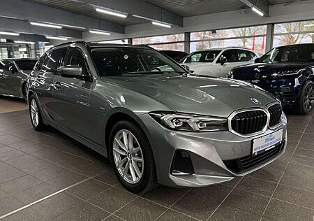 BMW 320 d xDrive Touring Driving Assistant+WIDE