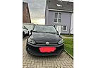 VW Touran Volkswagen 1.6 TDI SCR (BlueMotion Technology) Join