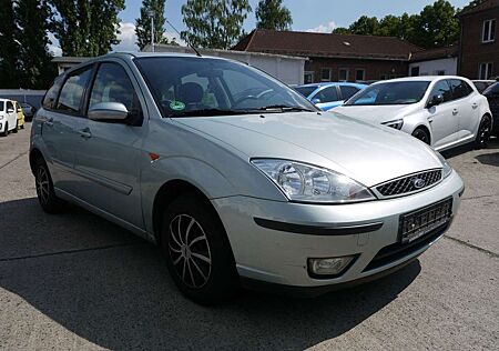 Ford Focus 1,6 Ghia