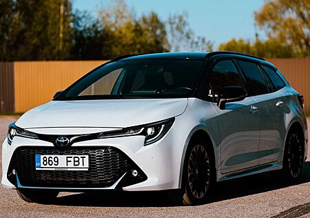 Toyota Corolla 2.0 Hybrid Touring Sports GR Sport